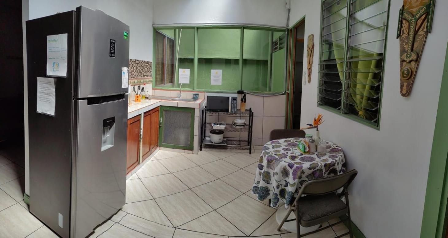 Hostel Shakti San José Esterno foto