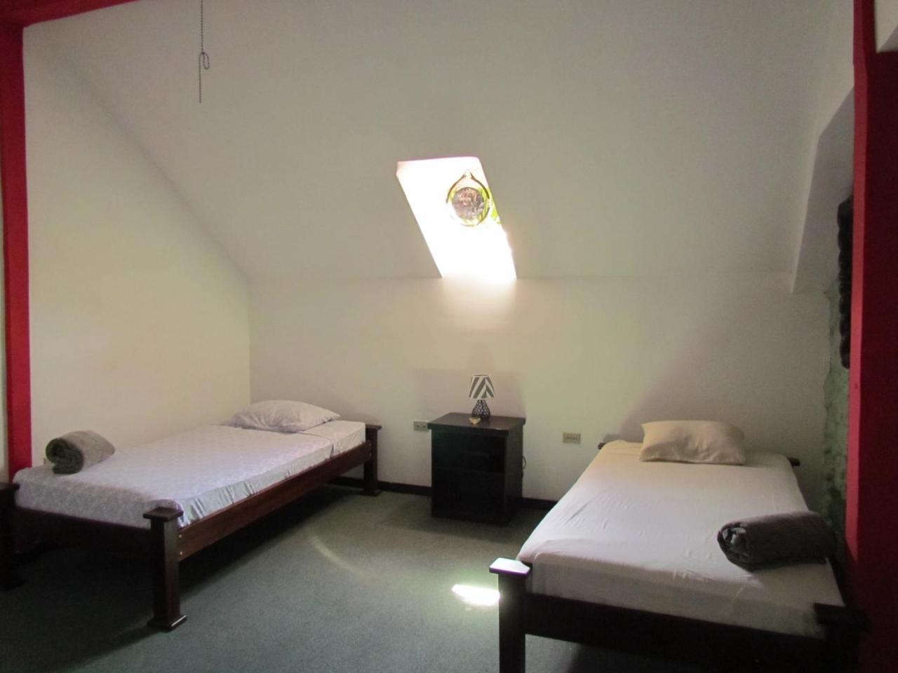 Hostel Shakti San José Esterno foto